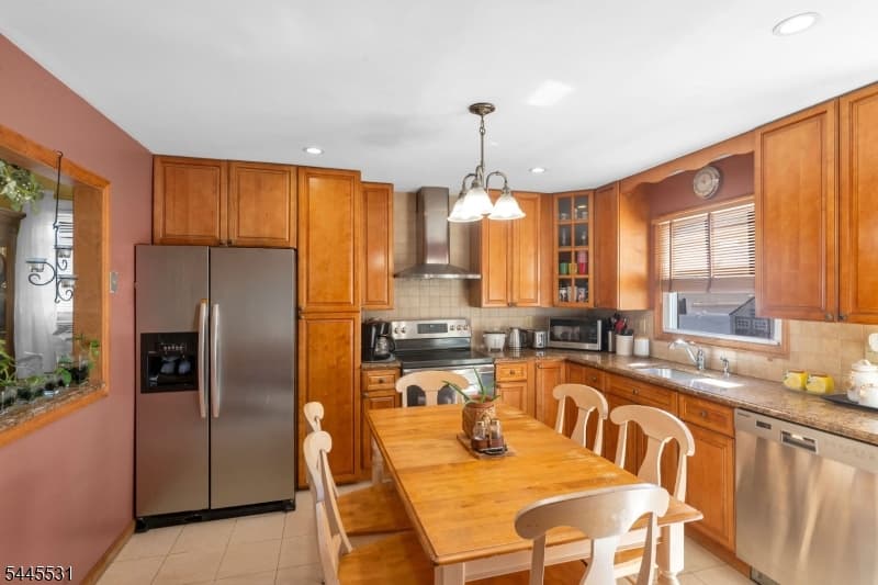 641 Palisade Rd, Union Twp., Union photo 10