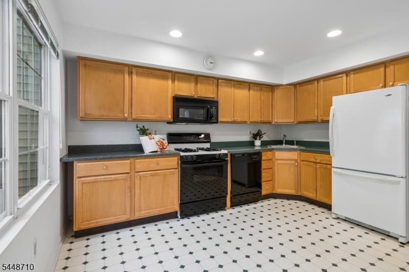 9 Paula Way Ondo, Berkeley Heights Twp., Union photo 11