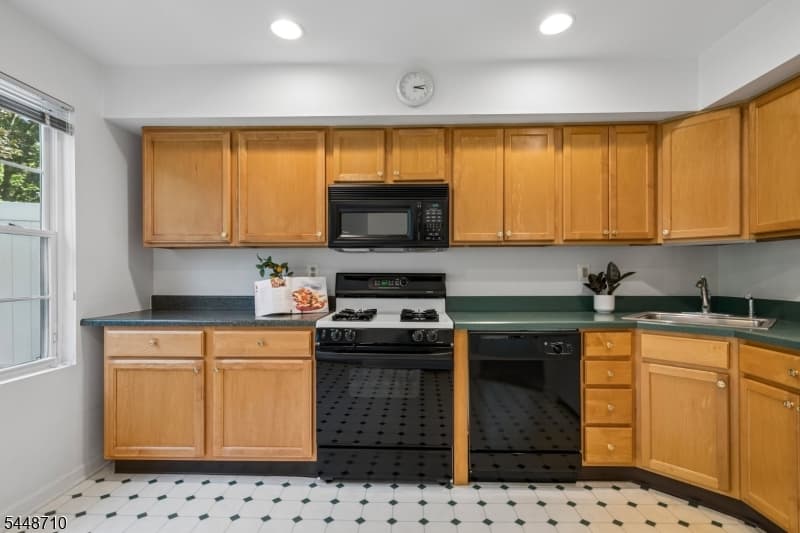9 Paula Way Ondo, Berkeley Heights Twp., Union photo 12