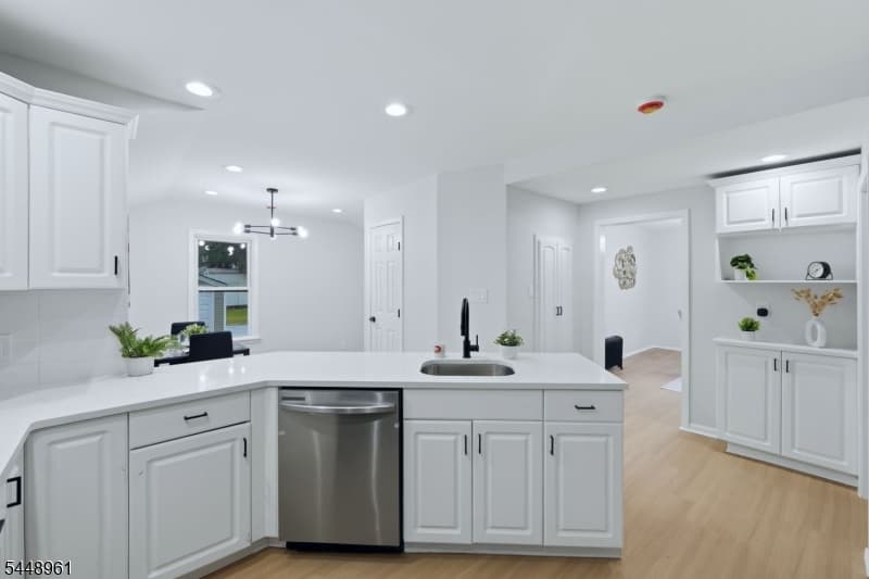 37 W Colfax Ave, Roselle Park Boro, Union photo 8