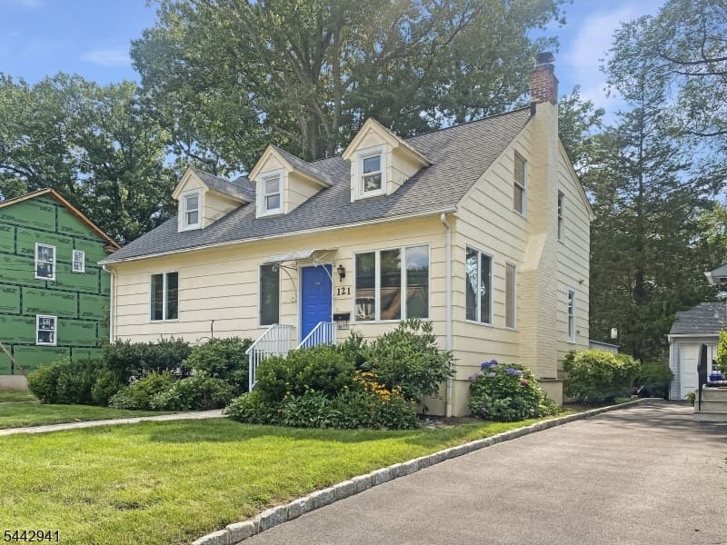 121 Columbia Ave, Cranford Twp., Union photo 3