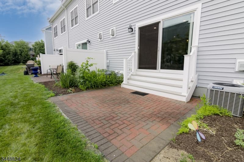 14 Clover Ct, Berkeley Heights Twp., Union photo 16