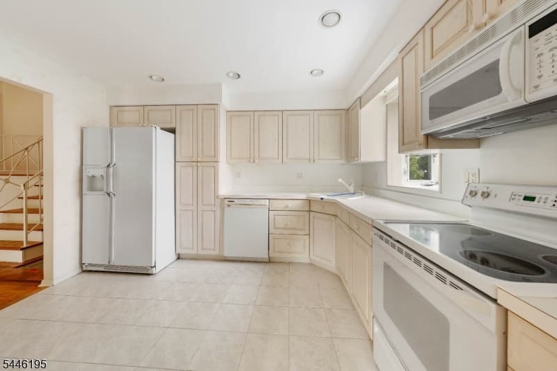 1598 Springfield Ave (1600), Cranford Twp., Union photo 10