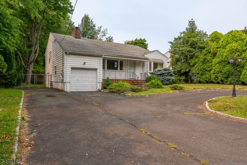 1598 Springfield Ave (1600), Cranford Twp., Union photo 2