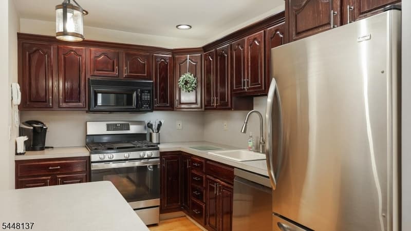 614 Fairway Rd, Linden City, Union photo 11