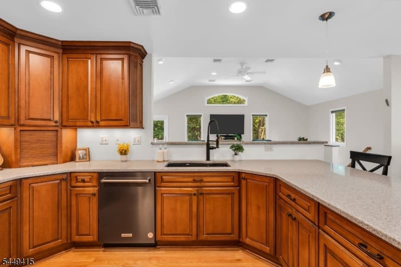 1245 Sunnyfield Ln, Scotch Plains Twp., Union photo 12