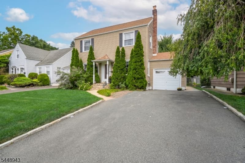 473 Whitewood Rd, Union Twp., Union photo 2