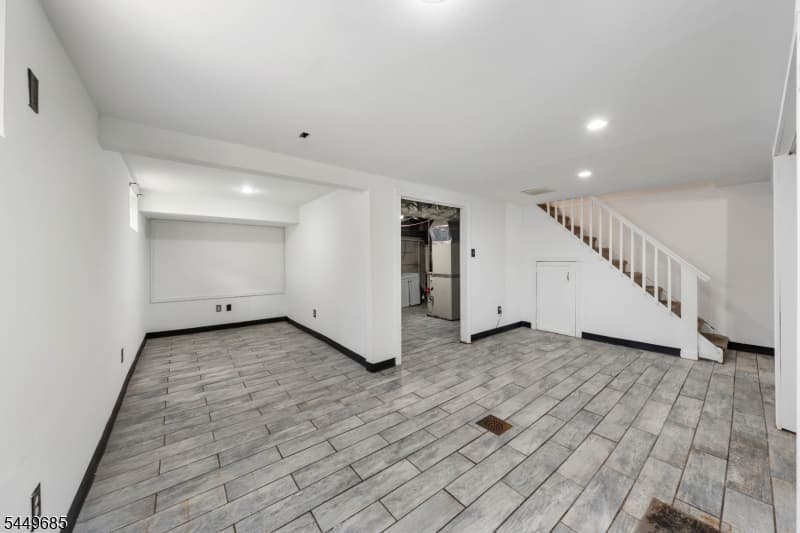 896 Maurice Ave, Rahway City, Union photo 25