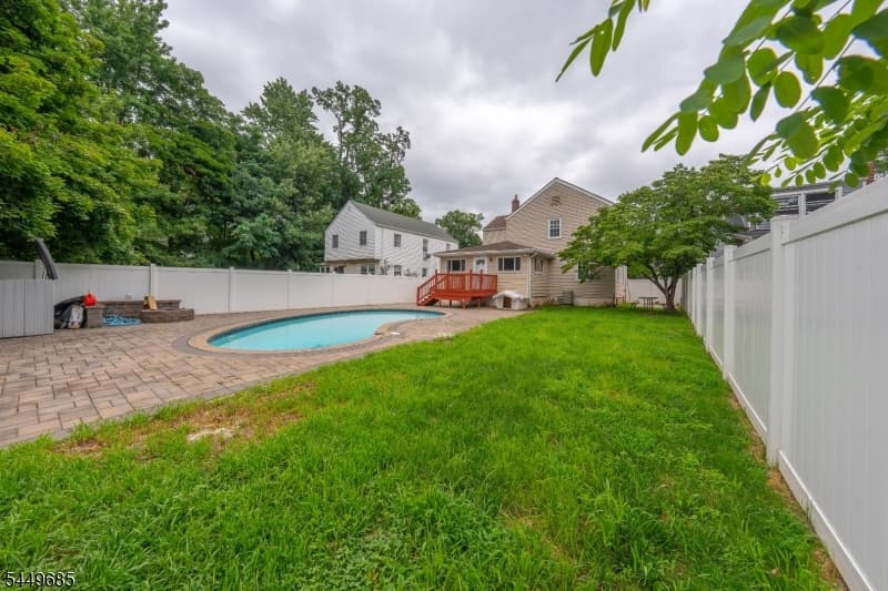 896 Maurice Ave, Rahway City, Union photo 6
