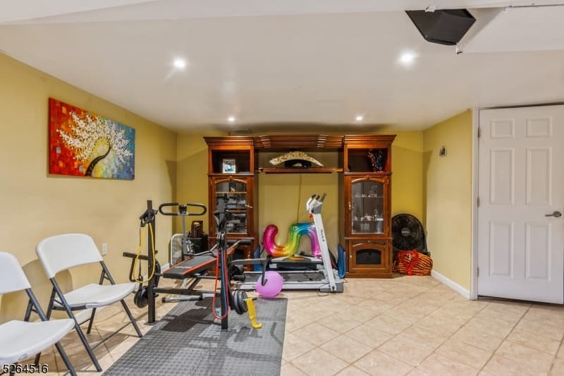 719 W Blancke St, Linden City, Union photo 22