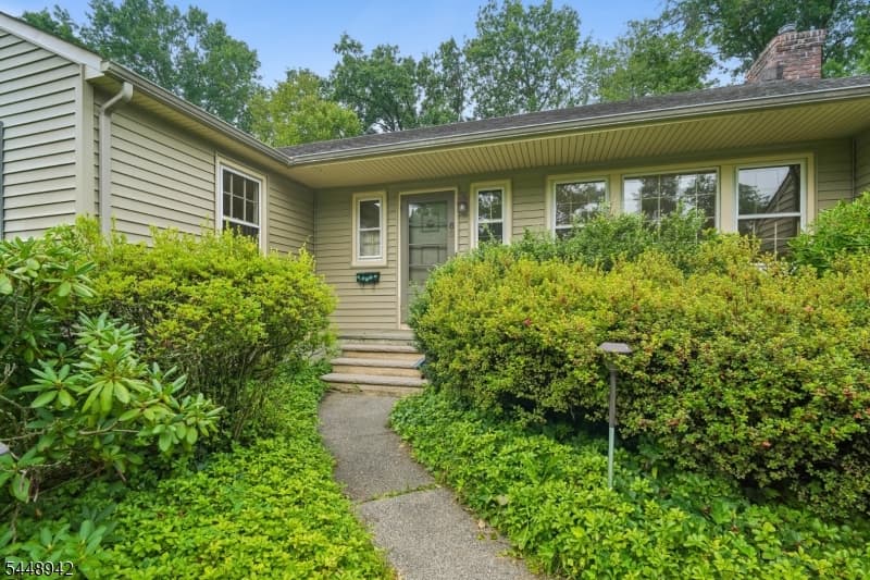 63 Magnolia Dr, New Providence Boro, Union photo 2