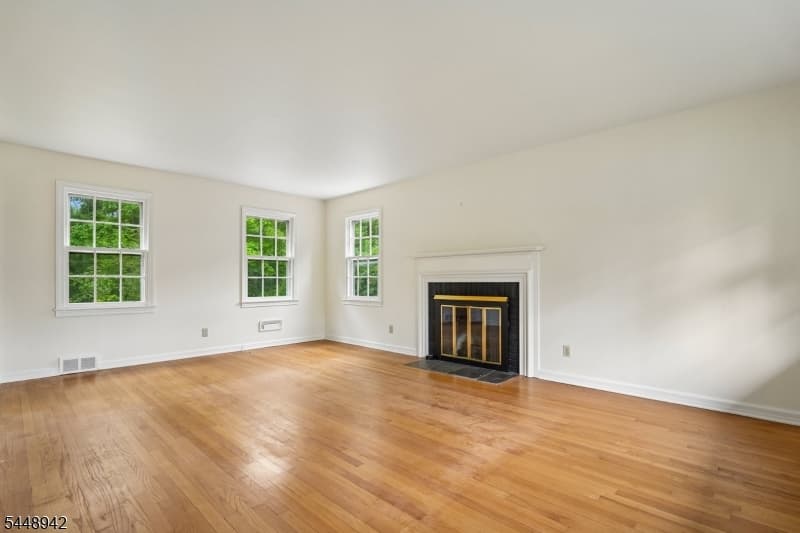 63 Magnolia Dr, New Providence Boro, Union photo 3