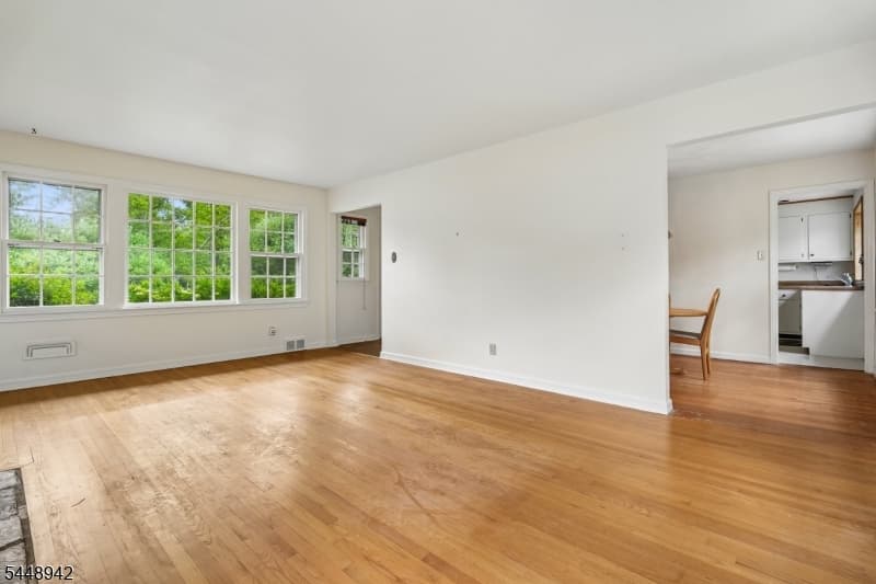 63 Magnolia Dr, New Providence Boro, Union photo 6