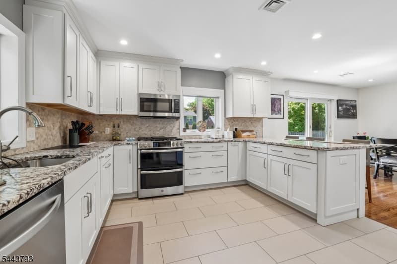 207 Stoughton Ave, Cranford Twp., Union photo 15