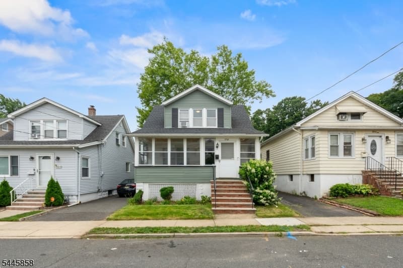 1952 William St, Union Twp., Union