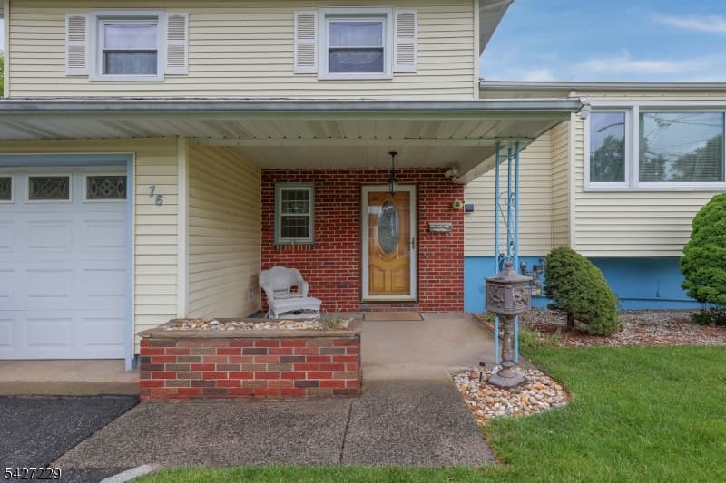 76 Harrison St, Clark Twp., Union photo 4