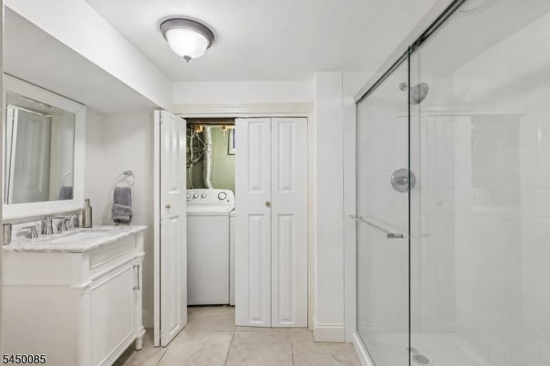 775 Boulevard, Westfield Town, Union photo 27