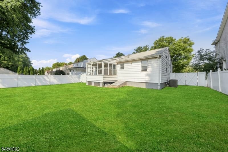 519 Livingston Rd, Linden City, Union photo 25
