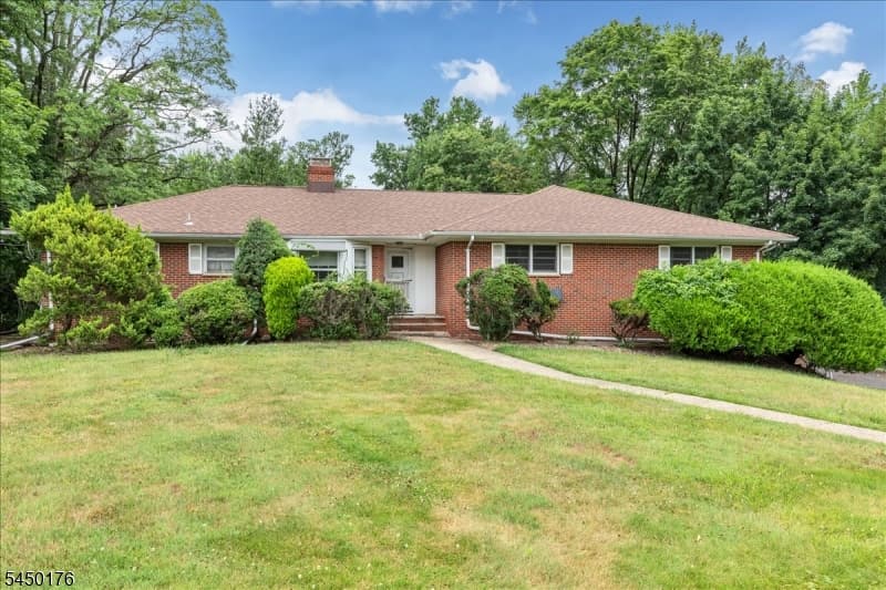 6 Orchard Dr, Scotch Plains Twp., Union photo 3