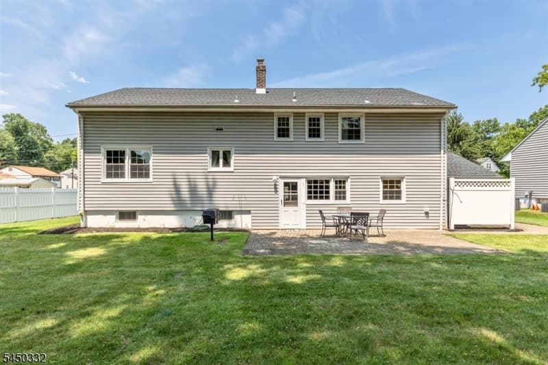 2 Poplar Way, Cranford Twp., Union photo 25