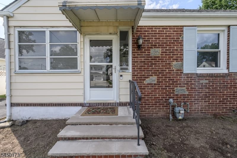 1206 Gruber Ave, Union Twp., Union photo 2