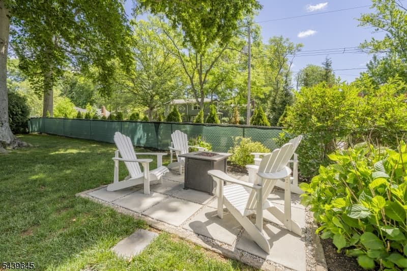 6 Woodbine Cir, New Providence Boro, Union photo 11