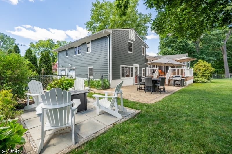 6 Woodbine Cir, New Providence Boro, Union photo 12