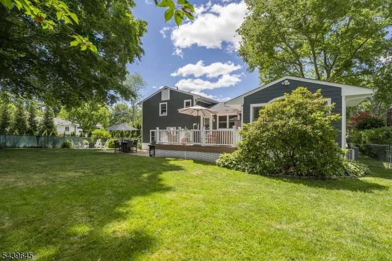6 Woodbine Cir, New Providence Boro, Union photo 13