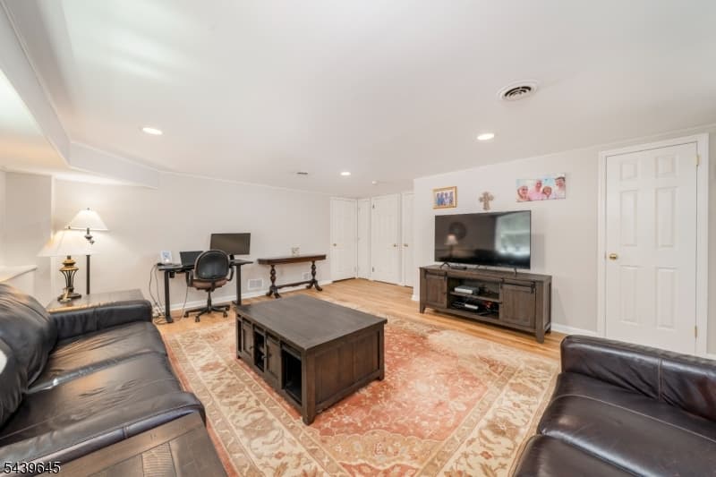 6 Woodbine Cir, New Providence Boro, Union photo 27