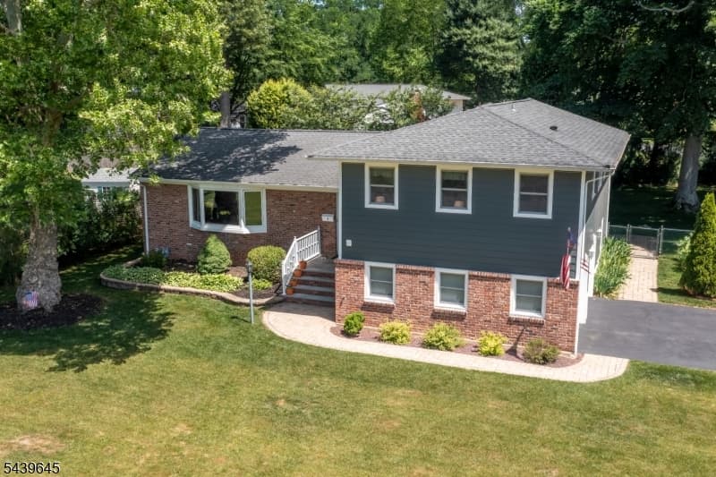 6 Woodbine Cir, New Providence Boro, Union photo 43