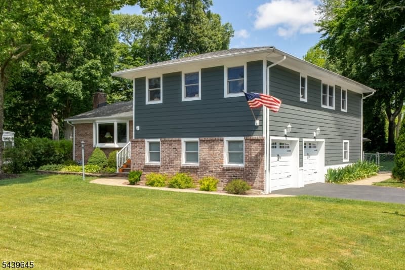 6 Woodbine Cir, New Providence Boro, Union photo 46