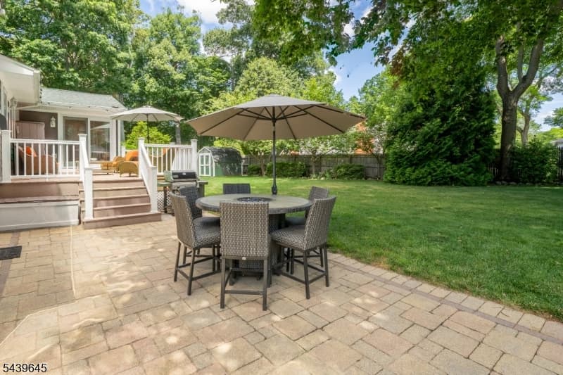 6 Woodbine Cir, New Providence Boro, Union photo 8
