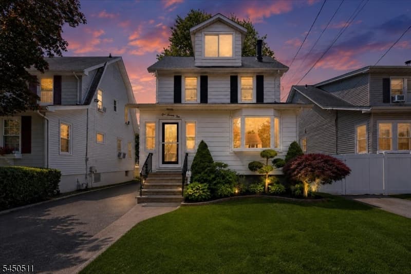 175 Colonial Rdwest, Union Twp., Union