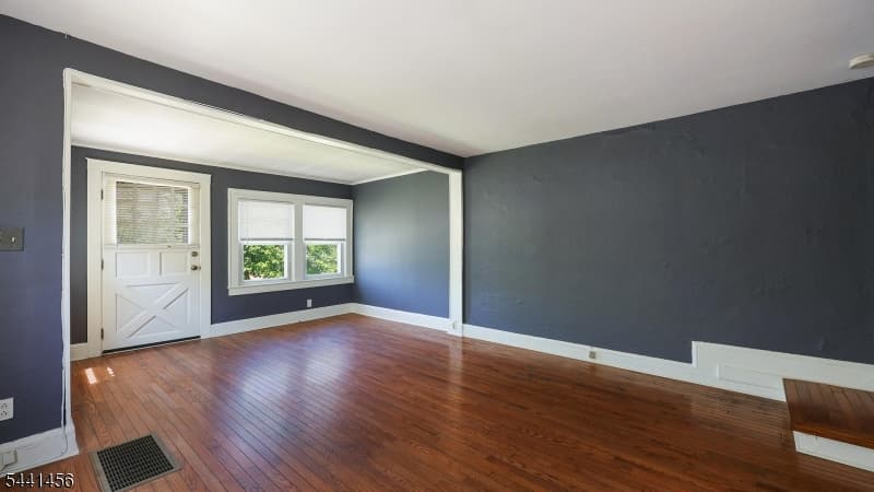 347 Pine Ave, Garwood Boro, Union photo 5