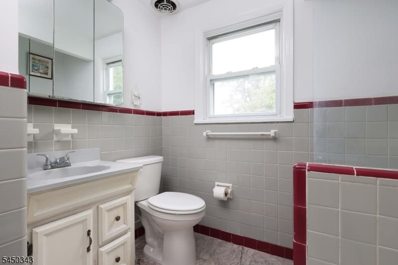 351 Fernwood Ter, Linden City, Union photo 23