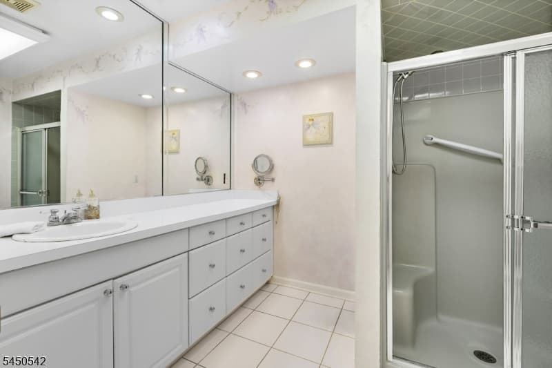 675 Raritan Rd, Clark Twp., Union photo 22