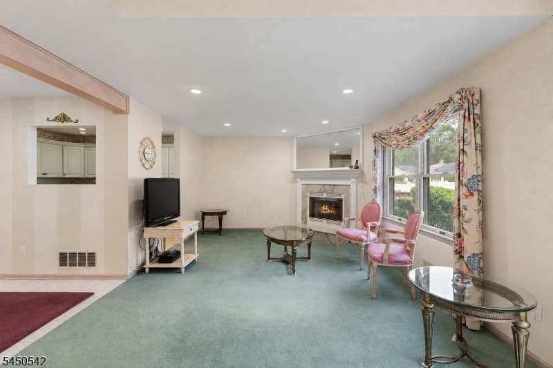 675 Raritan Rd, Clark Twp., Union photo 8