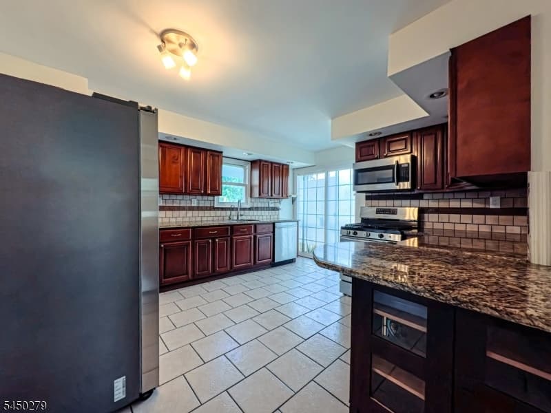 621 Palisade Rd, Union Twp., Union photo 12