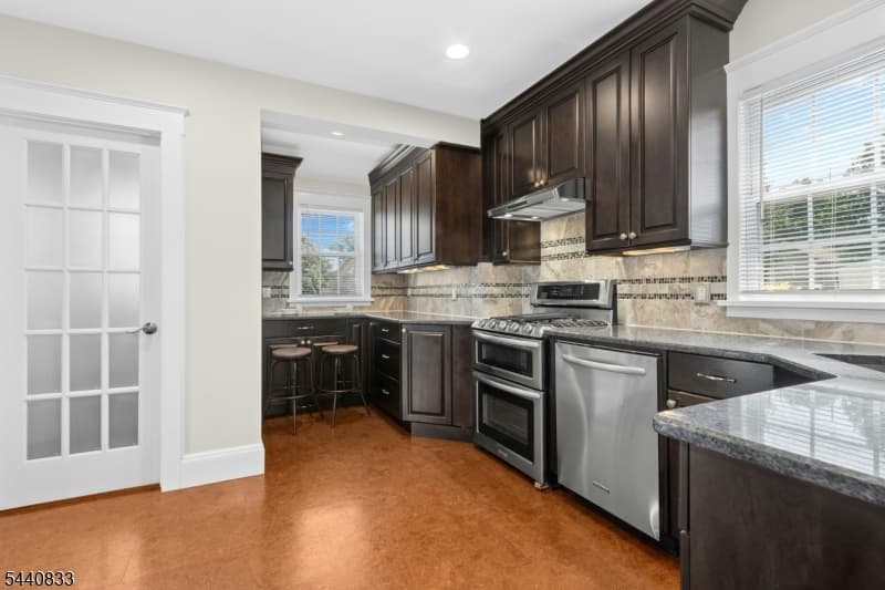 48 Mansion Ter, Cranford Twp., Union photo 12
