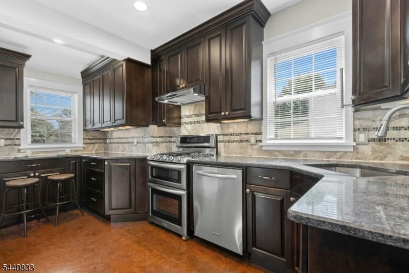 48 Mansion Ter, Cranford Twp., Union photo 9