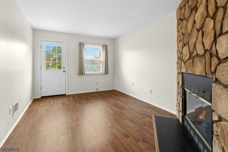 12 Harwich Ct, Scotch Plains Twp., Union photo 11