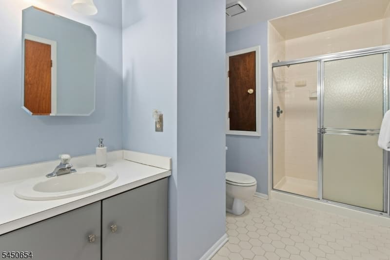 12 Harwich Ct, Scotch Plains Twp., Union photo 21