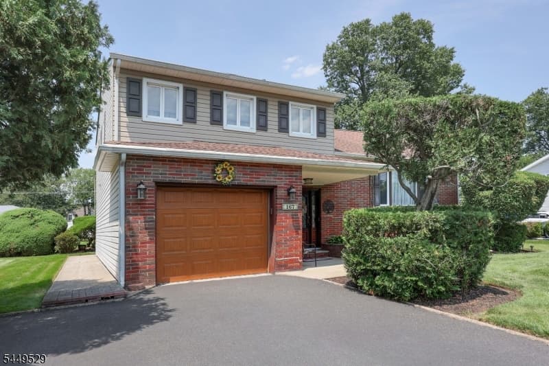 167 Acorn Dr, Clark Twp., Union photo 7