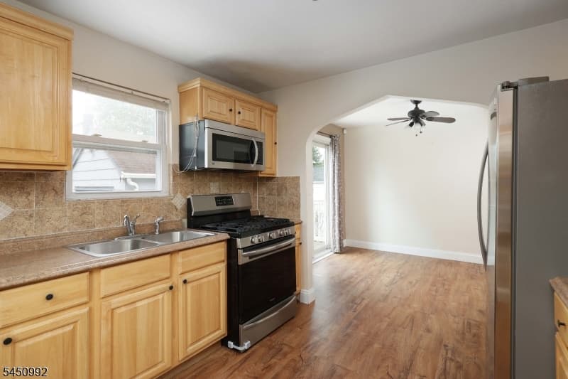 164 W Grant Ave, Roselle Park Boro photo 16