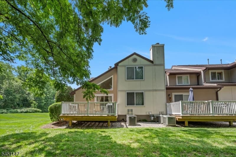 1706 Park Pl, Springfield Twp., Union photo 2