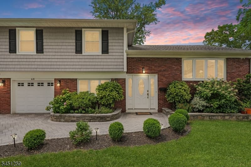 40 Oleander Way, Clark Twp., Union photo 3