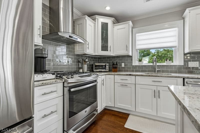 40 Oleander Way, Clark Twp., Union photo 8