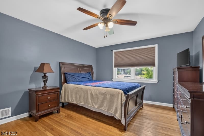 870 Crescent Dr, Rahway City, Union photo 14