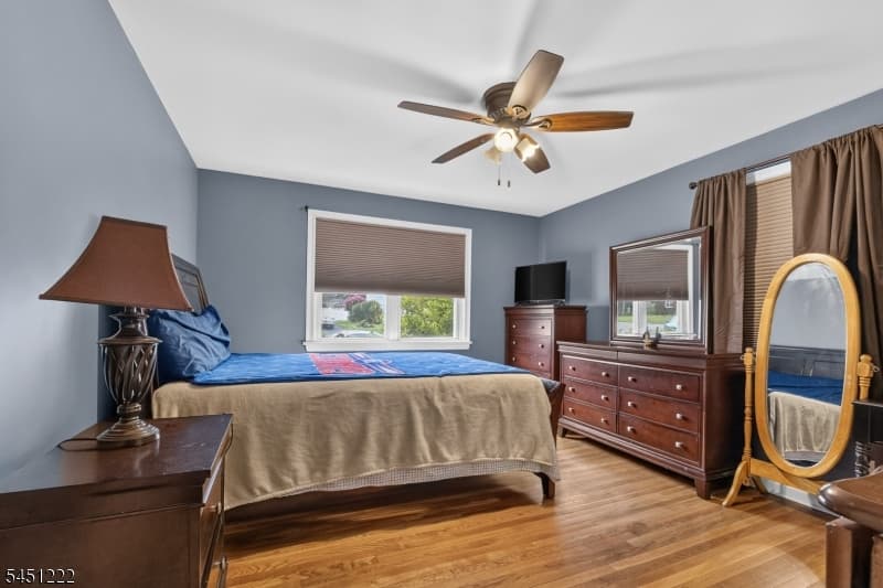 870 Crescent Dr, Rahway City, Union photo 15
