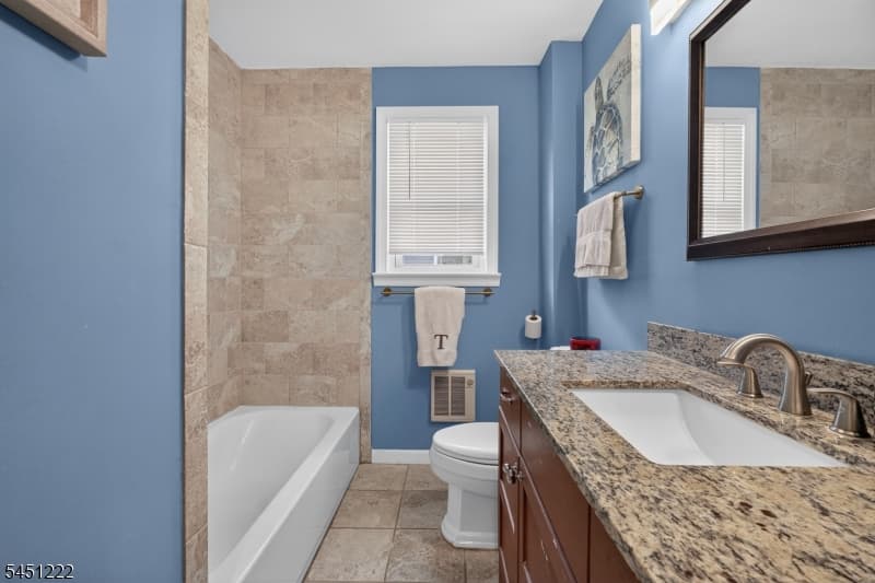 870 Crescent Dr, Rahway City, Union photo 21
